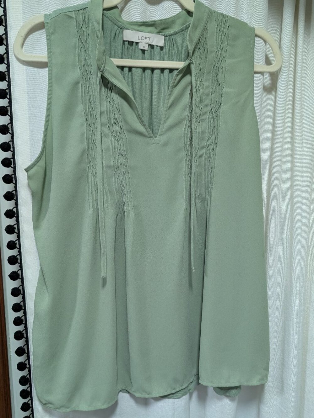 LOFT Sage Green Sleeveless Split Neck Crochet Detail Blouse Top Size L